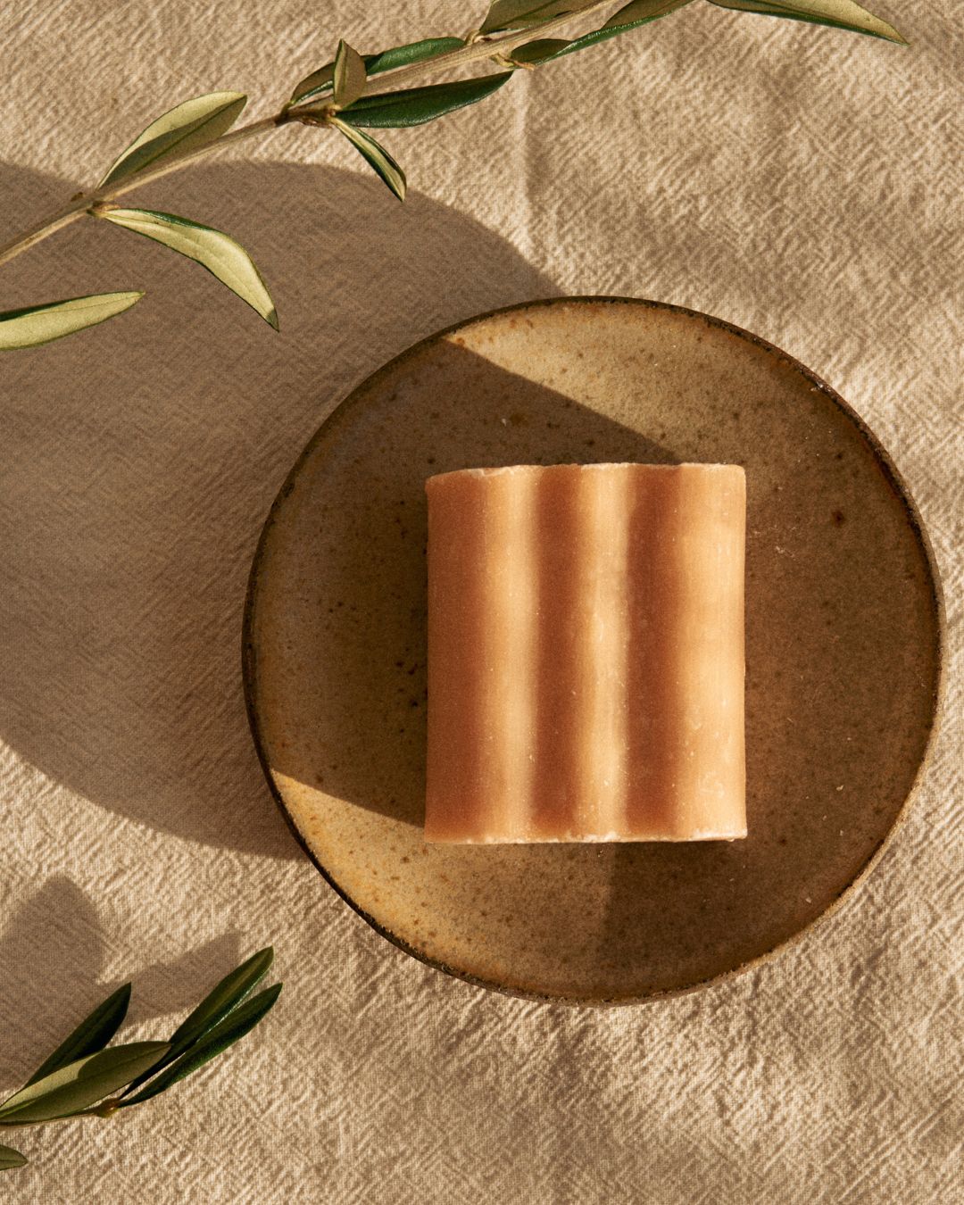 Solid Shampoo Bar – Organic Olive Oil & Keratin – All Hair Types – 100g - Averal Provence French Soaps